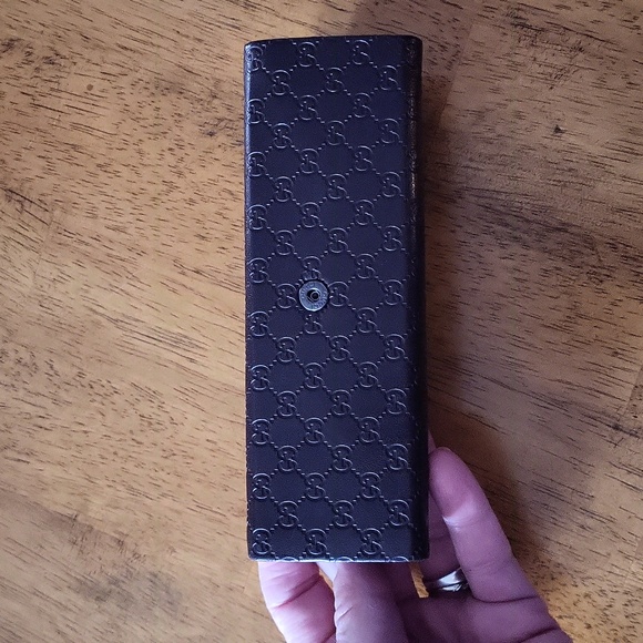 Gucci Triangle Glasses Case - Picture 4 of 7
